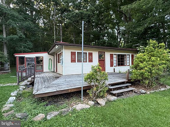 2nd image of 337 Brant Rd