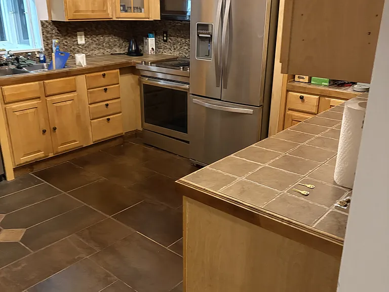 3007 S Mount Carmel Ave — Photo 9