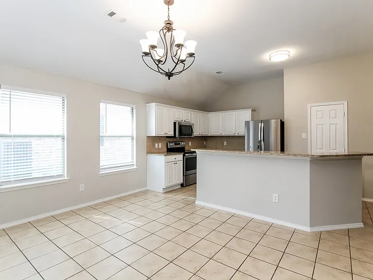 129 Arbordale Way — Photo 4