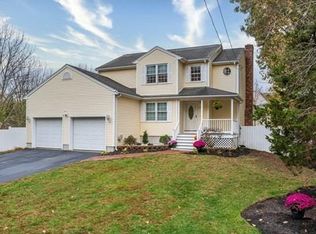 983 County St, Attleboro, MA 02703
