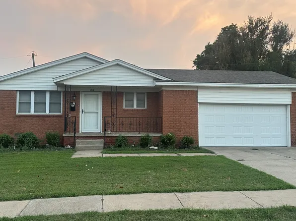 104 W 8th St, Owasso, OK 74055