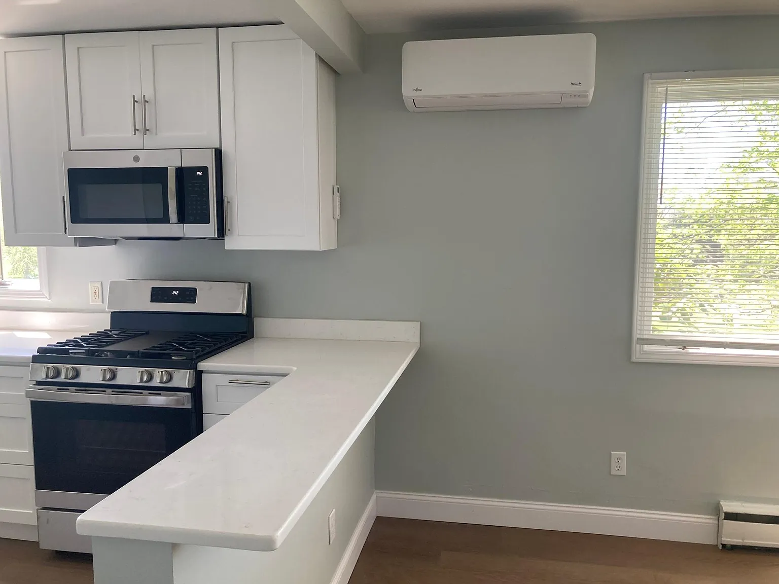 4 bed, 1704 sqft, $3,175 — Photo 4