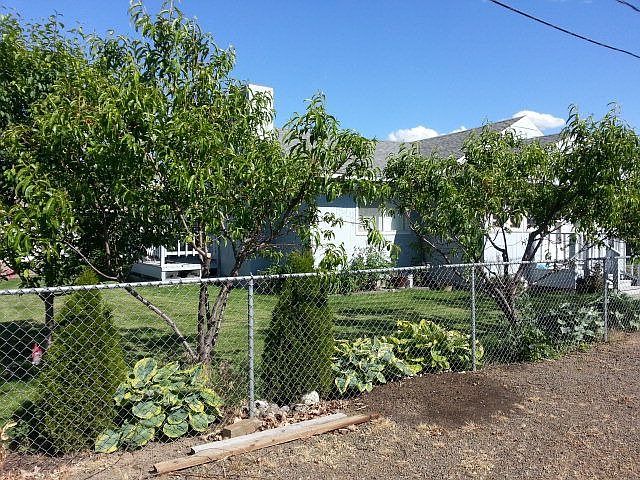 1st image of 88 NW Davis Ave