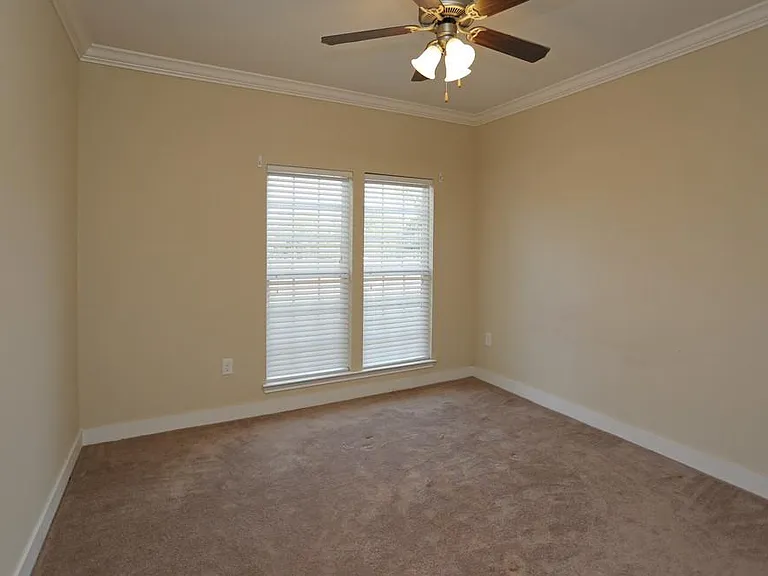 3515 Arista Blvd — Photo 8