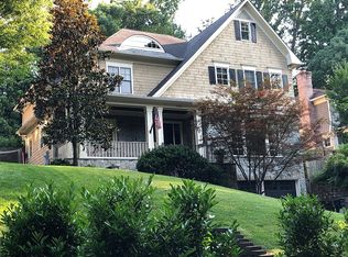 6216 Winnebago Rd, Bethesda, MD 20816