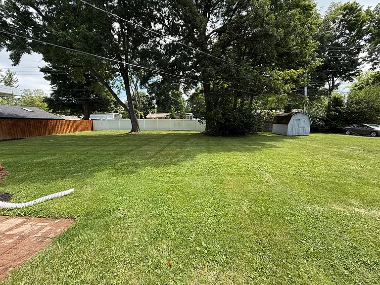 2090 Grange Hall Rd — Photo 4