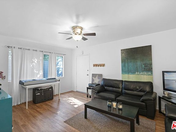 4th image of 656 Indiana Ave APT 3