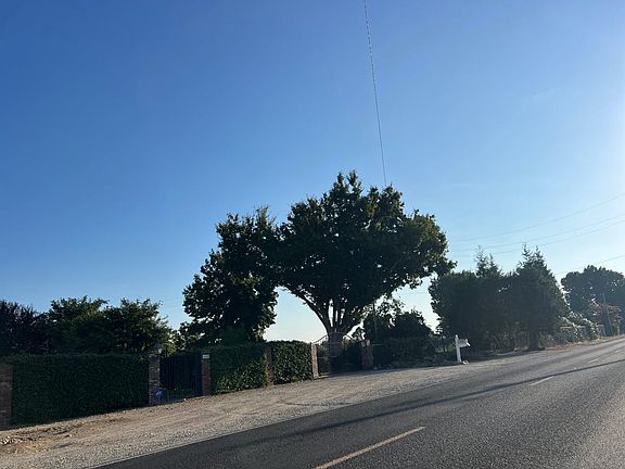 4th image of 25953 E Catherine Way