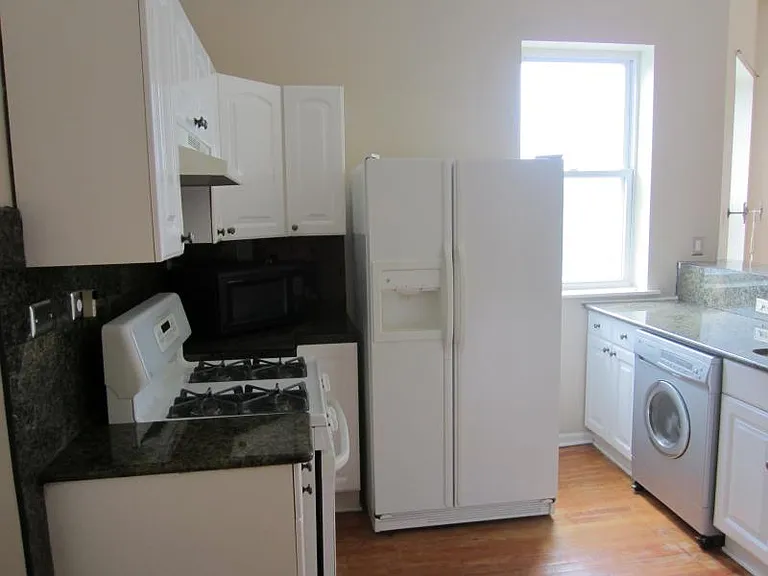 4321 S Ellis Ave #2 — Photo 5