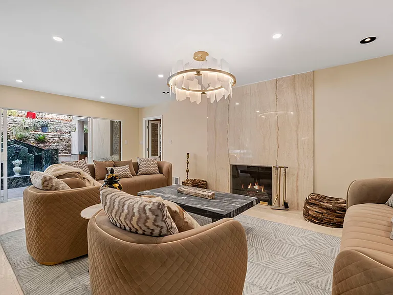 9213 Warbler Pl — Photo 10
