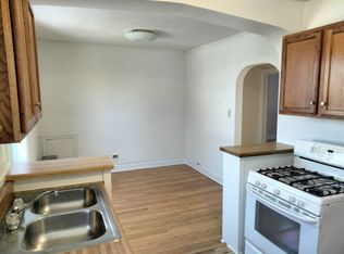 3201 Clinton Ave APT 1E, Berwyn, IL 60402