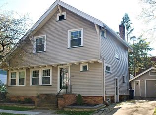 1480 Blossom Park Ave, Lakewood, OH 44107