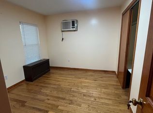 (Undisclosed Address), Whitestone, NY 11357