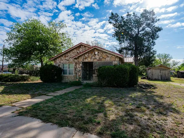 1104 N Ave E, Haskell, TX 79521