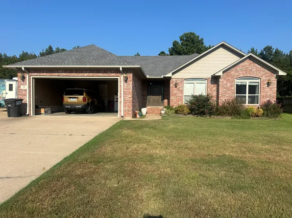 86 Bluefish Ave, Russellville, AR 72802