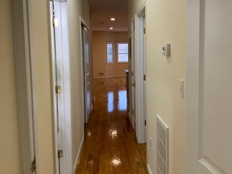 324 Sussex St #2F — Photo 7