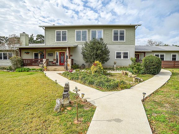 2nd image of 418 Vyvjala Rd