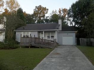 8680 Bentwood Dr, North Charleston, SC 29406