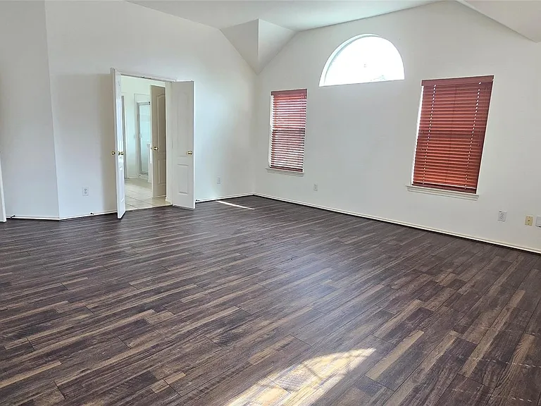 21038 Narrow Gate Dr — Photo 21