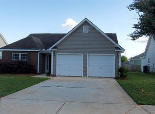 221 Burr Dr, Byron, GA 31008