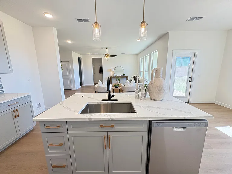 727 Liberty Park Dr — Photo 10