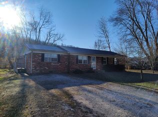 111 Wildcat Dr, Grayson, KY 41143