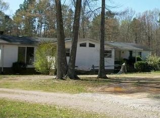 1432 Plum Nutty Rd, Henderson, NC 27537