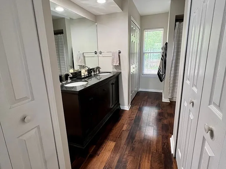 12369 Burgess Hill Dr — Photo 11