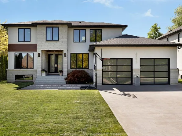 4395 Centre Lake Dr, Windsor, ON N9G 2X5