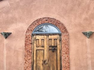 110 Valencia Rd, Santa Fe, NM 87505
