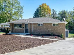 224 Fairlawn Dr, Monroeville, PA 15146