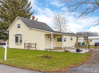 1054 Watkins Rd, Jamestown, OH 45335