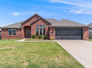 328 N Otoe St, Farmington, AR 72730