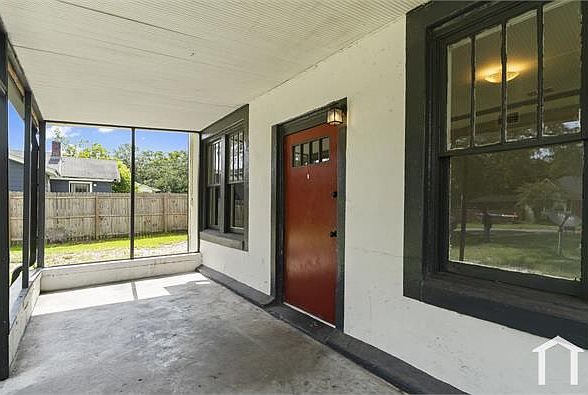1st image of 2946 Rosselle St