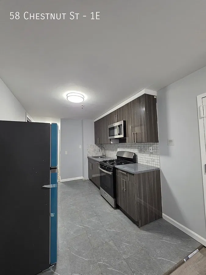 2 bed, $2,600 — Photo 1