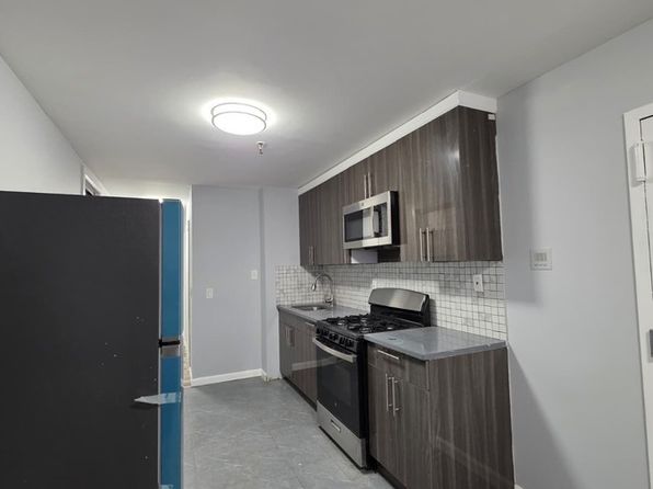58 Chestnut St APT 1E