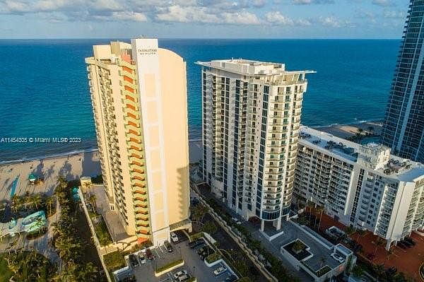 Discover 17375 Collins Ave, Sunny Isles Beach, FL: A Local Experience