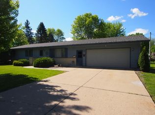 210 Inner Dr, Montgomery, MN 56069