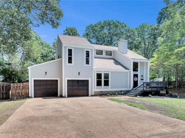 1769 Tuckahoe Street, Gloucester Point, VA 23062