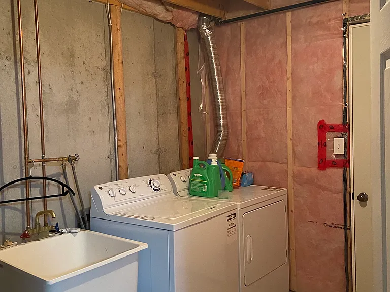 1498 Gordon St #6 — Photo 16