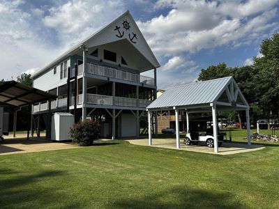 552 Catfish Ln, Crump, TN, 38327