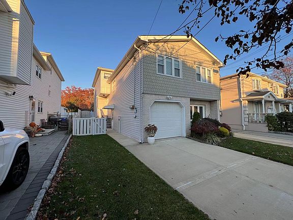 2nd image of 185 Spratt Ave