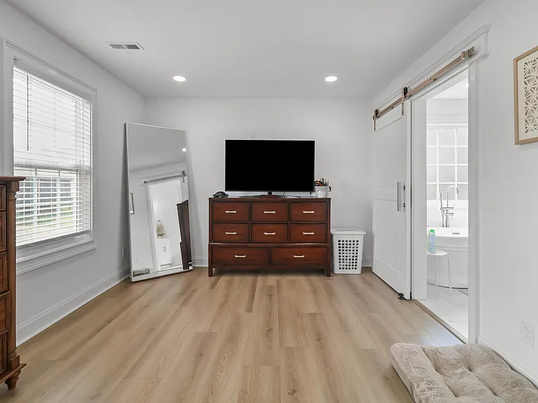 276 Bluebell Dr — Photo 22