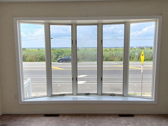 5th image of 4027 West Ave #4027