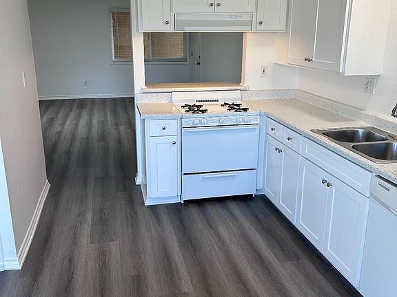 4th image of 308 16th St #10