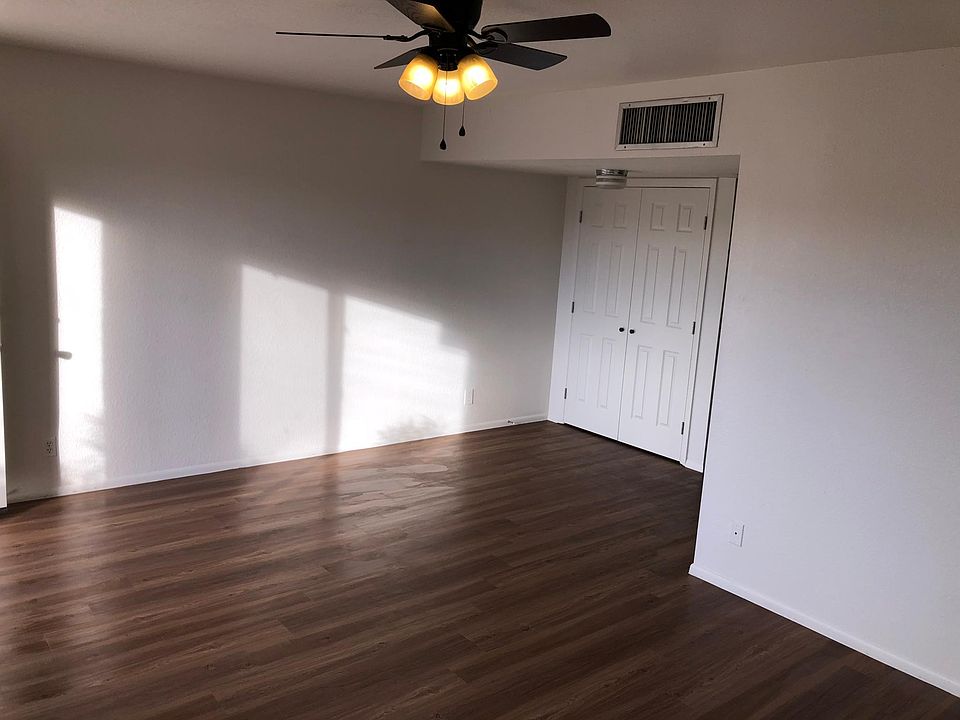 1st image of 245 W Limberlost Dr