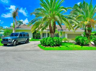 5122 Starfish Ave, Naples, FL 34103