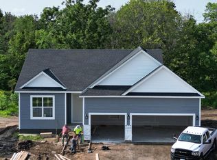 9191 62nd St S, Cottage Grove, MN 55016