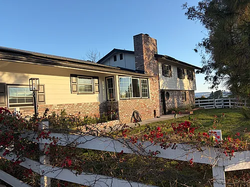 3427 N Twin Oaks Valley Rd Photo 1