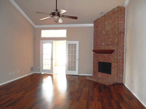 2nd image of 2406 Stillwater Dr